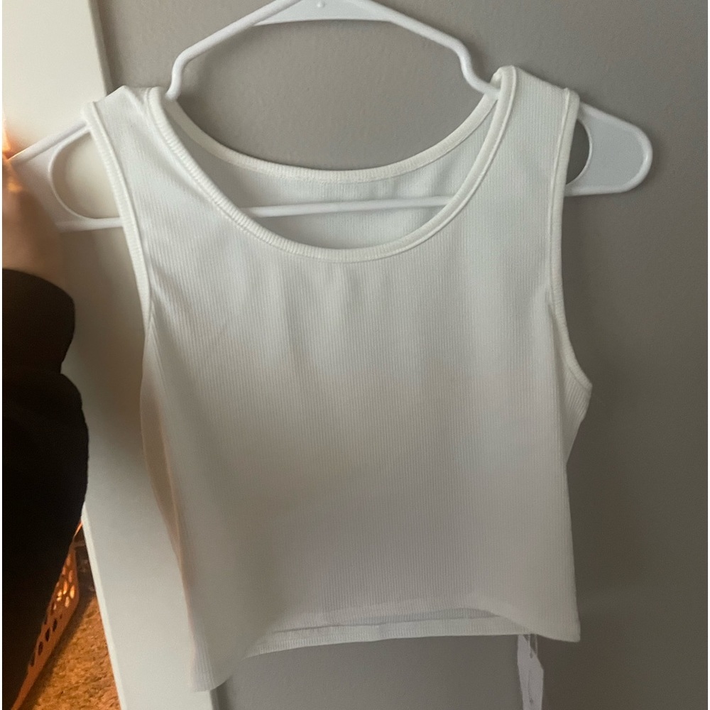 Romwe Solid Ribbed White Tank Top